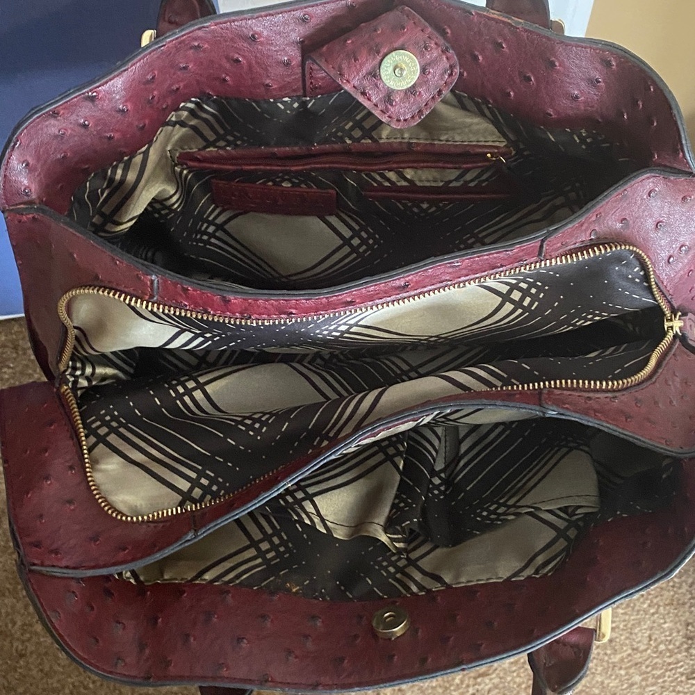 London Fog Deep Red Satchel - Picture 2 of 3